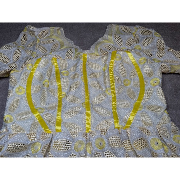 VTG Women's Yellow Handmade Eyelet Fitted Bodice Peplum Zip Back Puff Sleeve Top - Picture 3 of 9